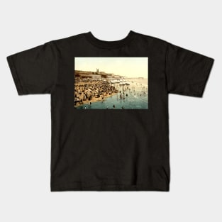 victorian beach england britain britainnia Kids T-Shirt